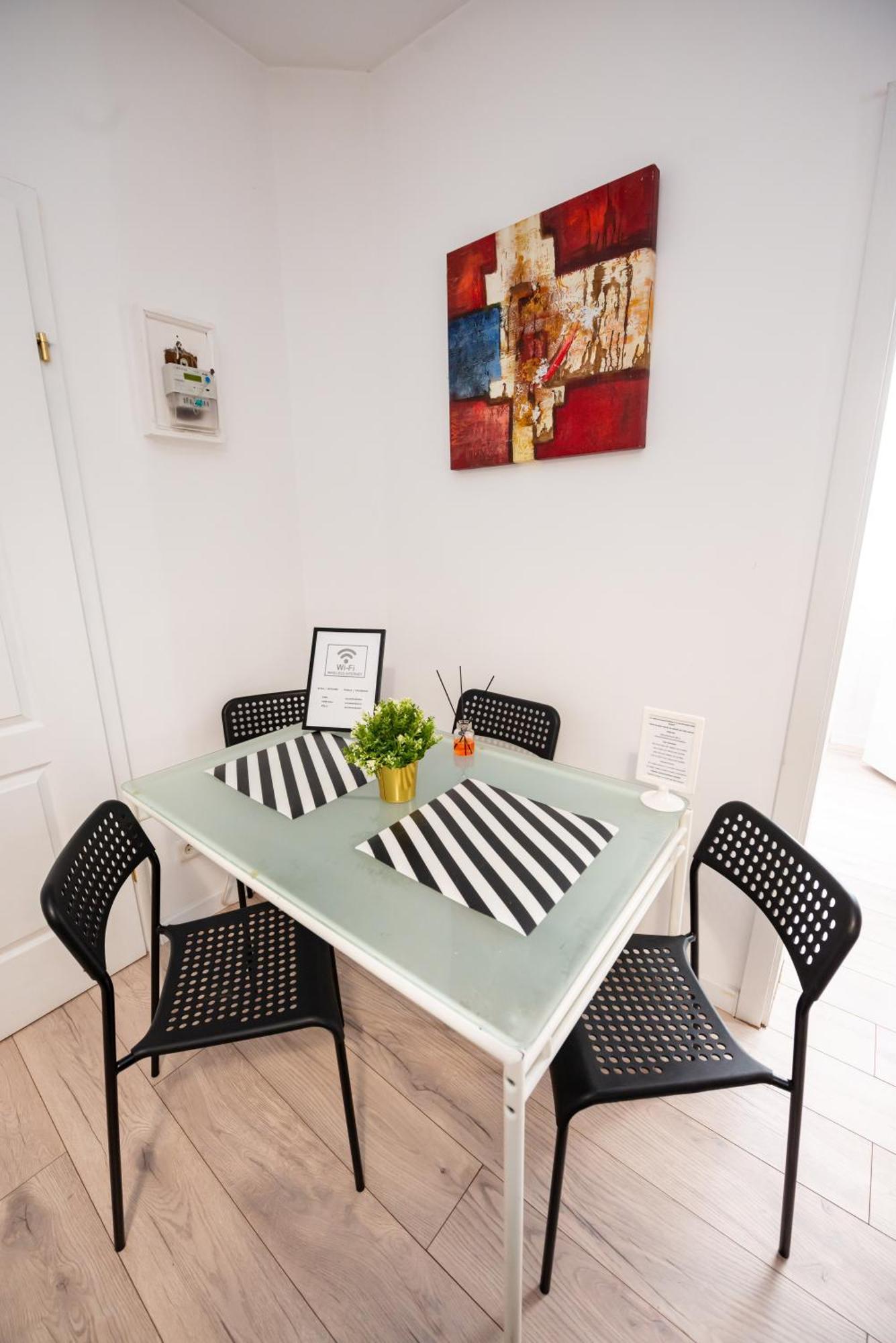 Ideal Accommodation Unirii Square Bukares Bagian luar foto